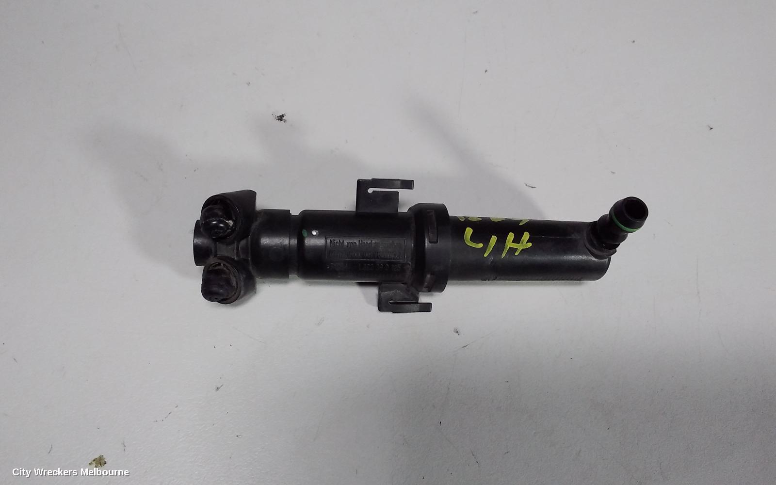 AUDI Q5 2012 Washer Jet