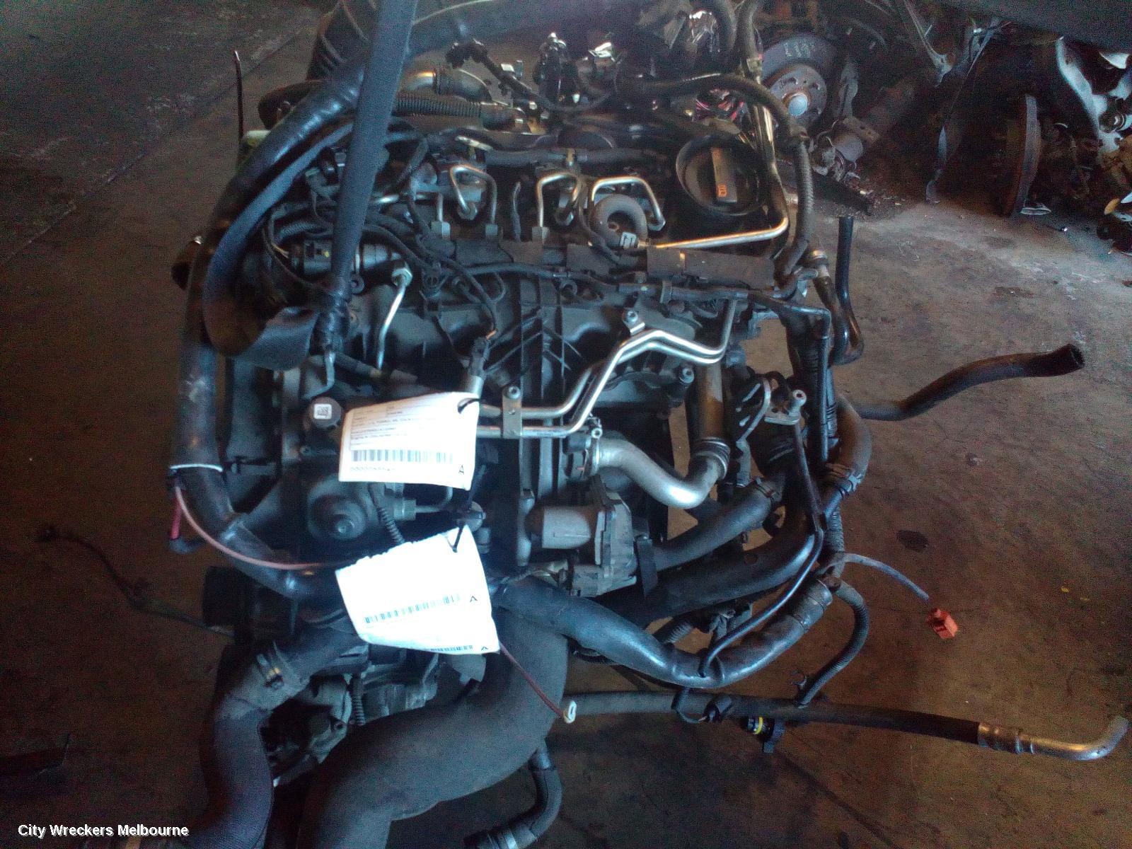 AUDI Q5 2012 Engine