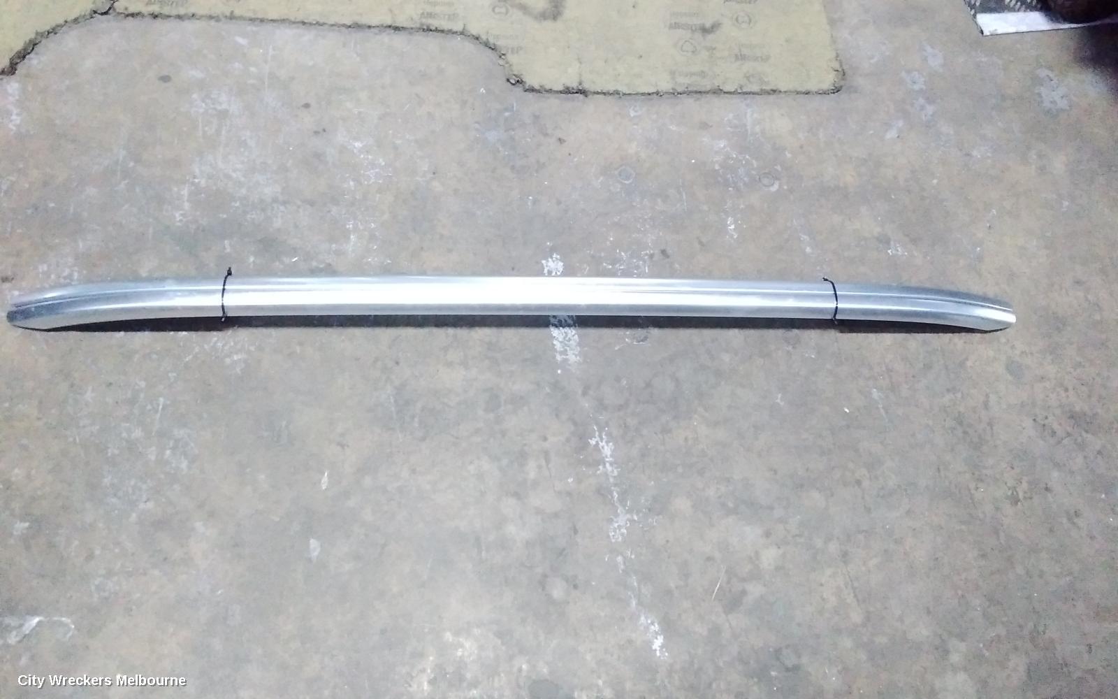 VOLKSWAGEN TIGUAN 2018 Roof Rail