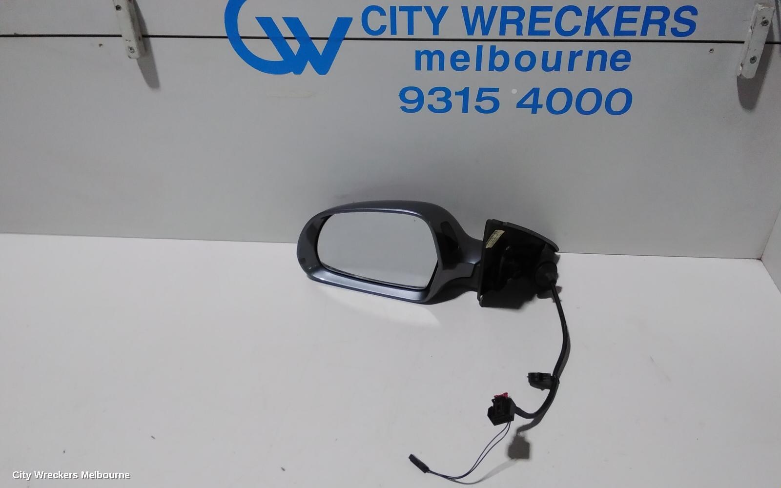 AUDI Q3 2012 Left Door Mirror