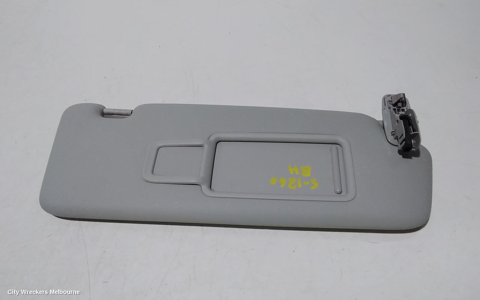 AUDI Q3 2012 Sunvisor