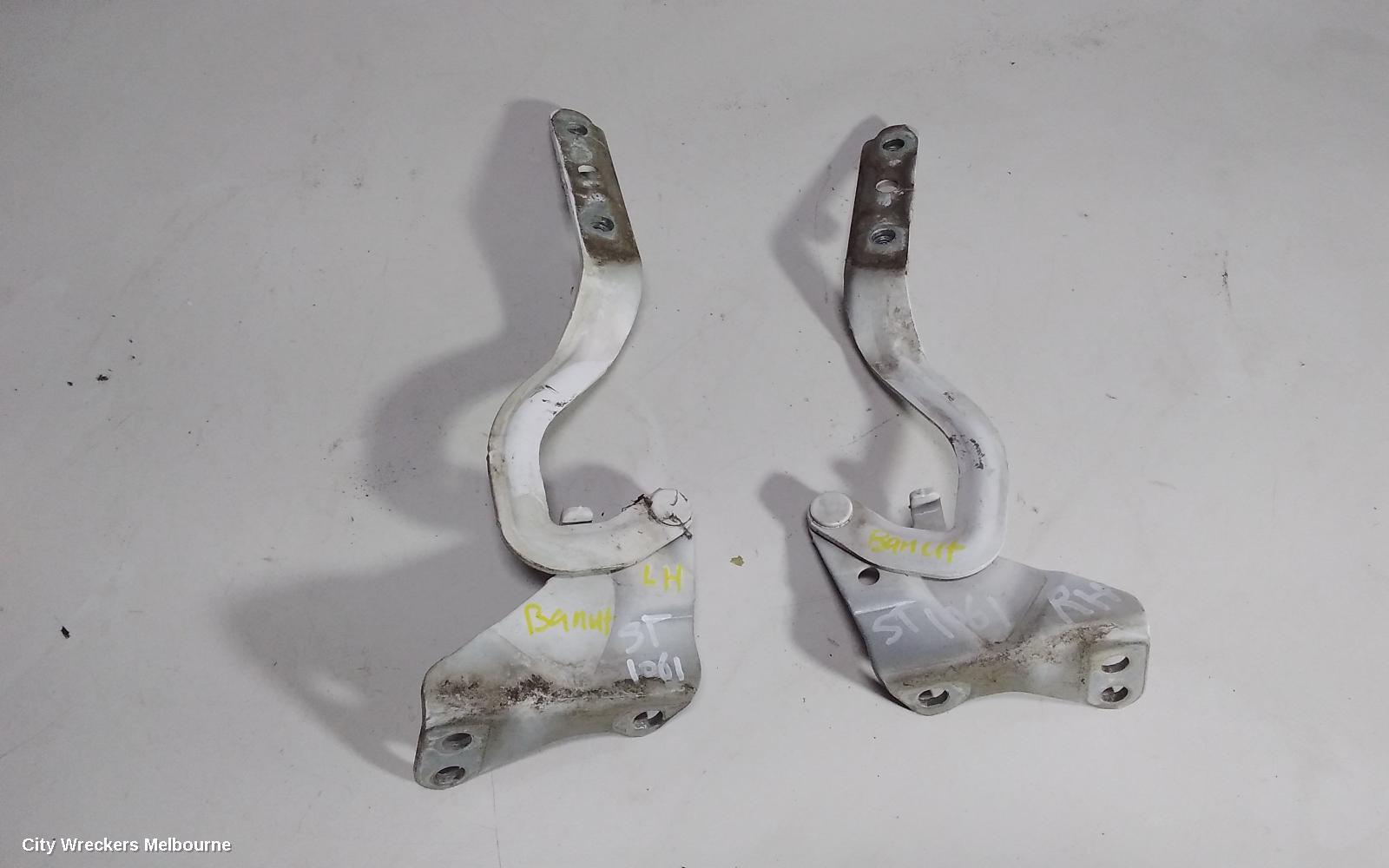 MERCEDES VITO 2008 Bonnet Hinge/Strut