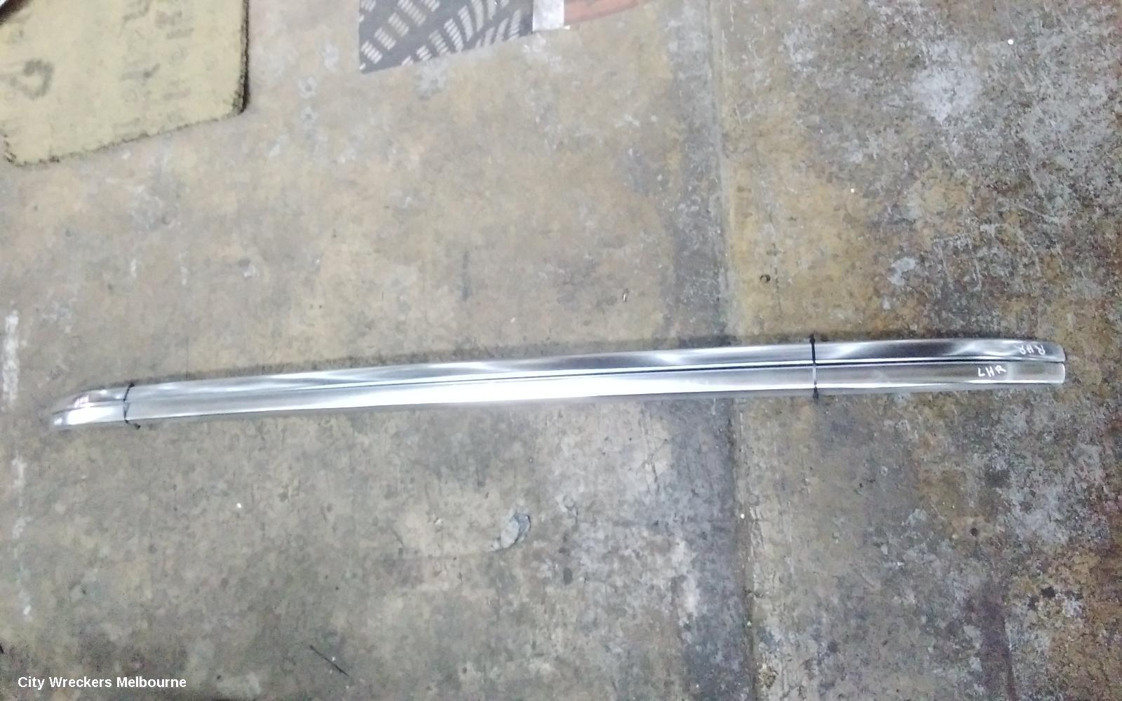 AUDI Q7 2007 Roof Rail