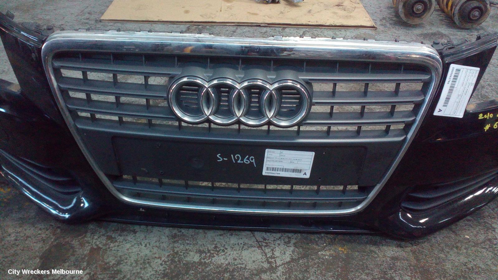 AUDI A4 2010 Grille