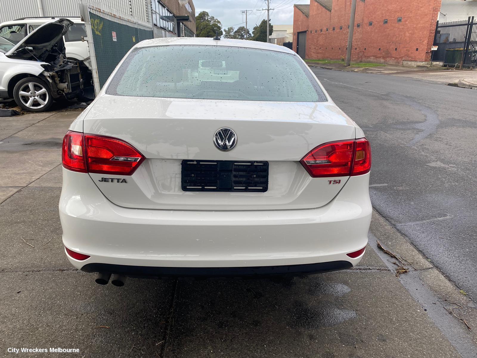 VOLKSWAGEN JETTA 2013 RIGHT_REAR_DOOR_SLIDING