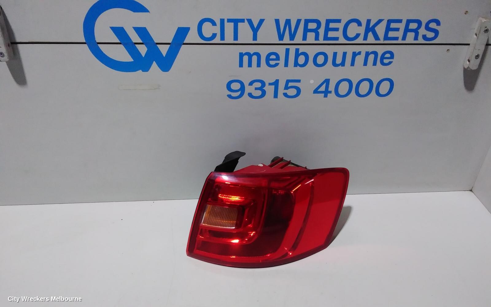 VOLKSWAGEN JETTA 2013 Right Taillight