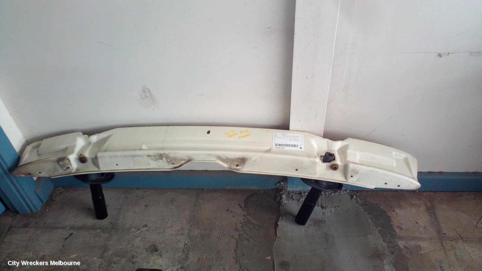 BMW 3 SERIES 2004 F/Bar Reinforc/Brack