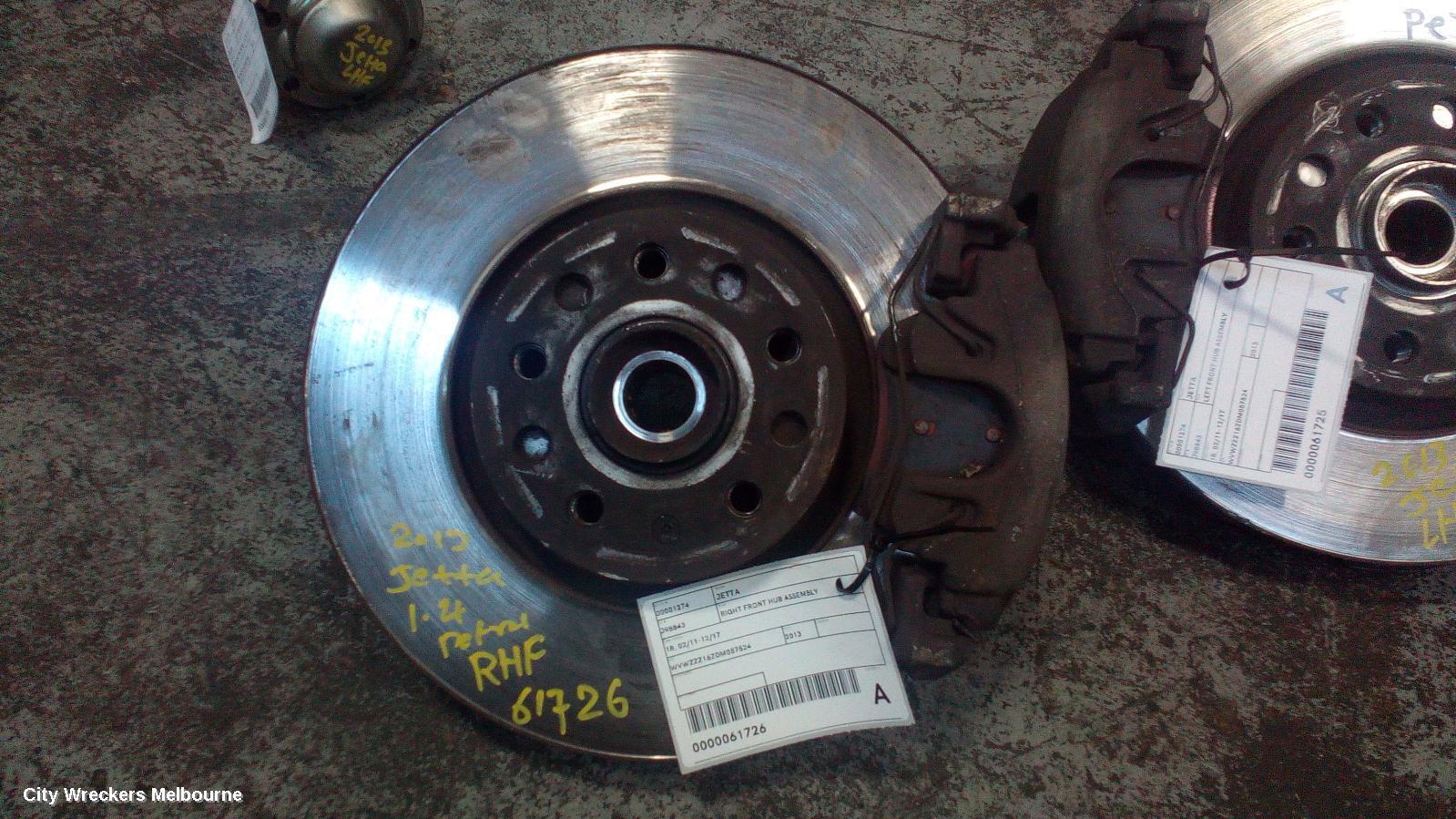 VOLKSWAGEN JETTA 2013 Right Front Hub Assembly