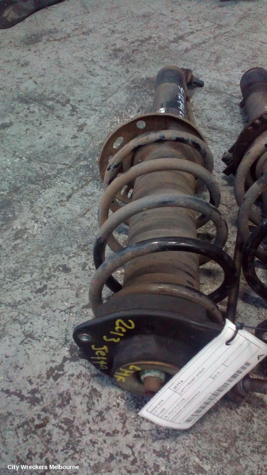 VOLKSWAGEN JETTA 2013 Left Front Strut