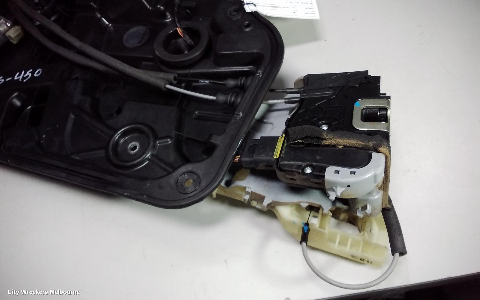 HYUNDAI I45 2012 Door/Boot/Gate Lock