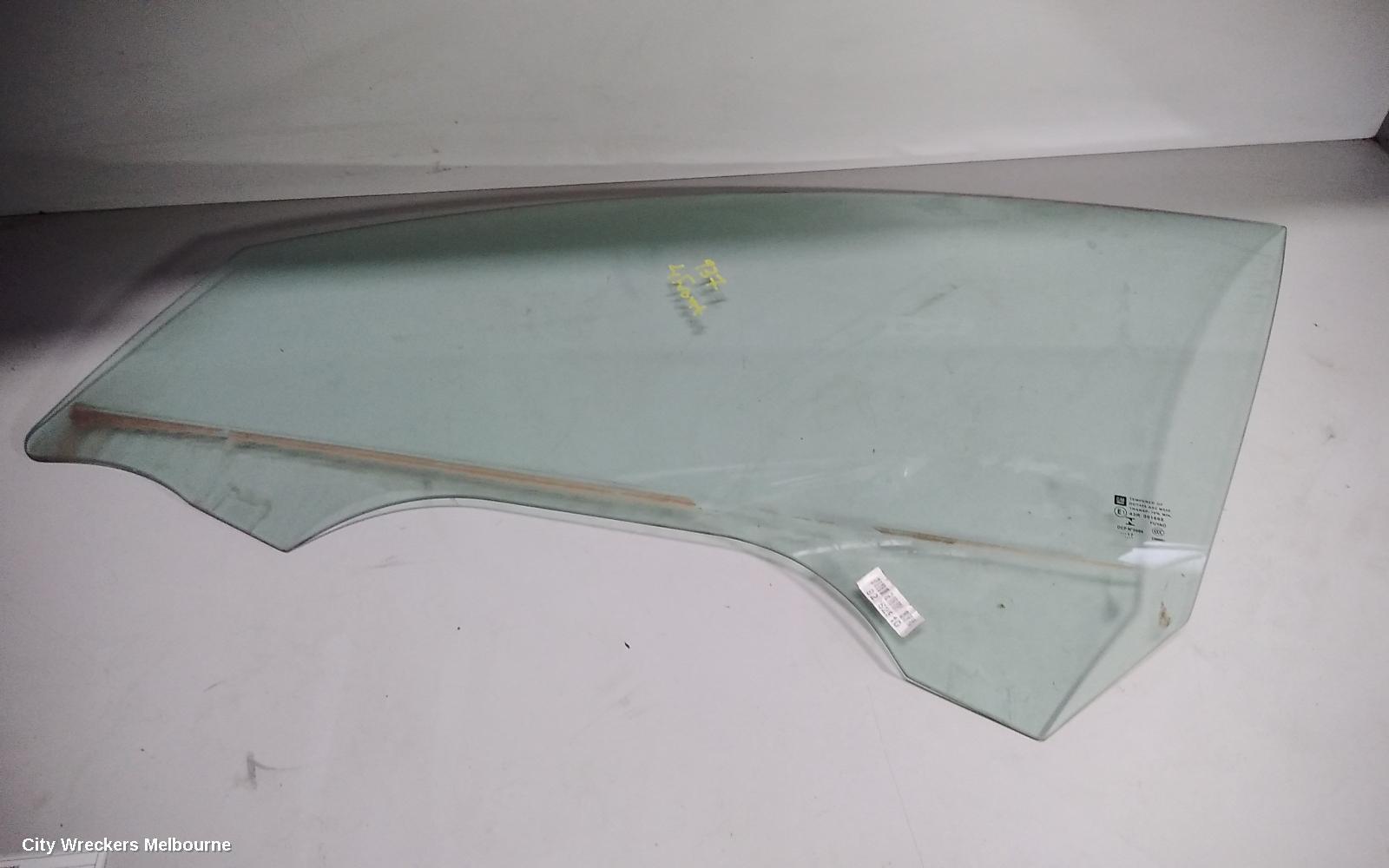 HOLDEN COMMODORE 2017 Left Front Door Window