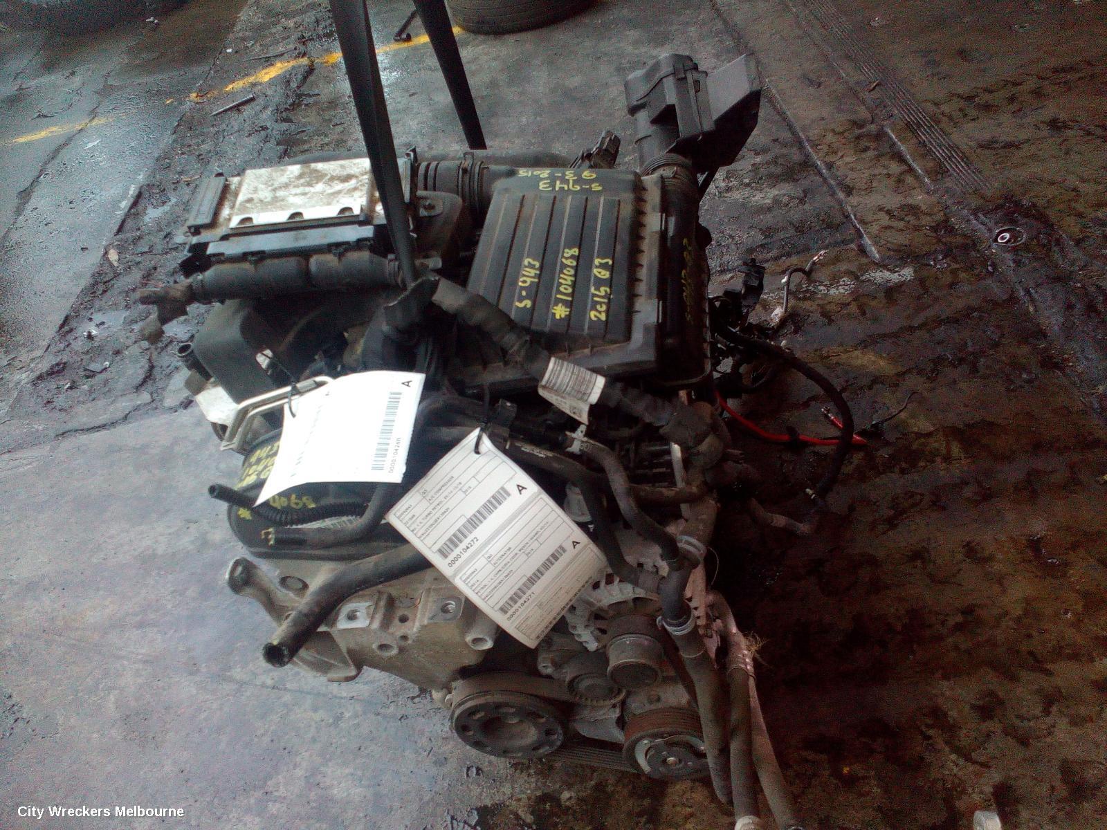 AUDI Q3 2015 Engine