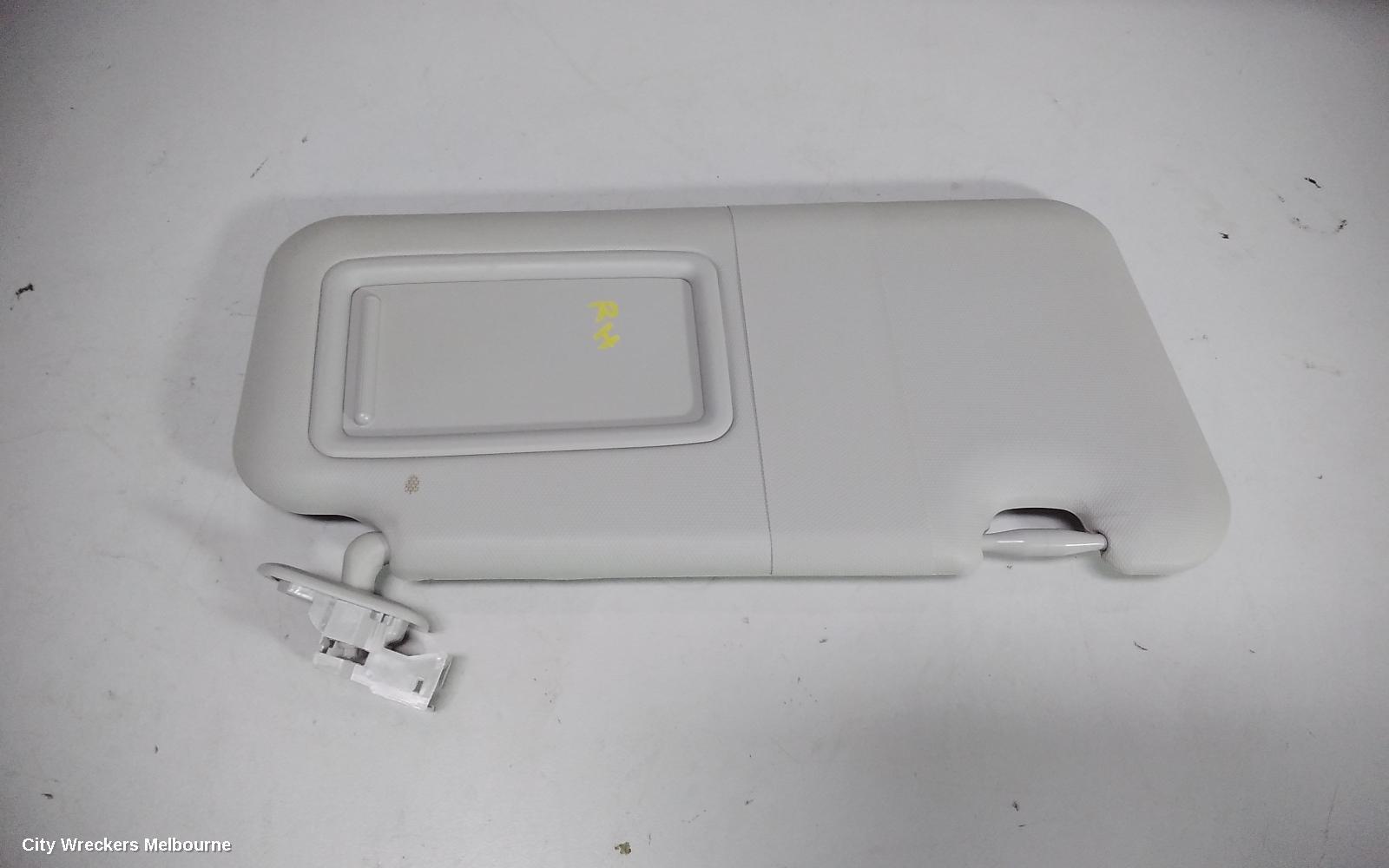 MAZDA 2 2015 Sunvisor