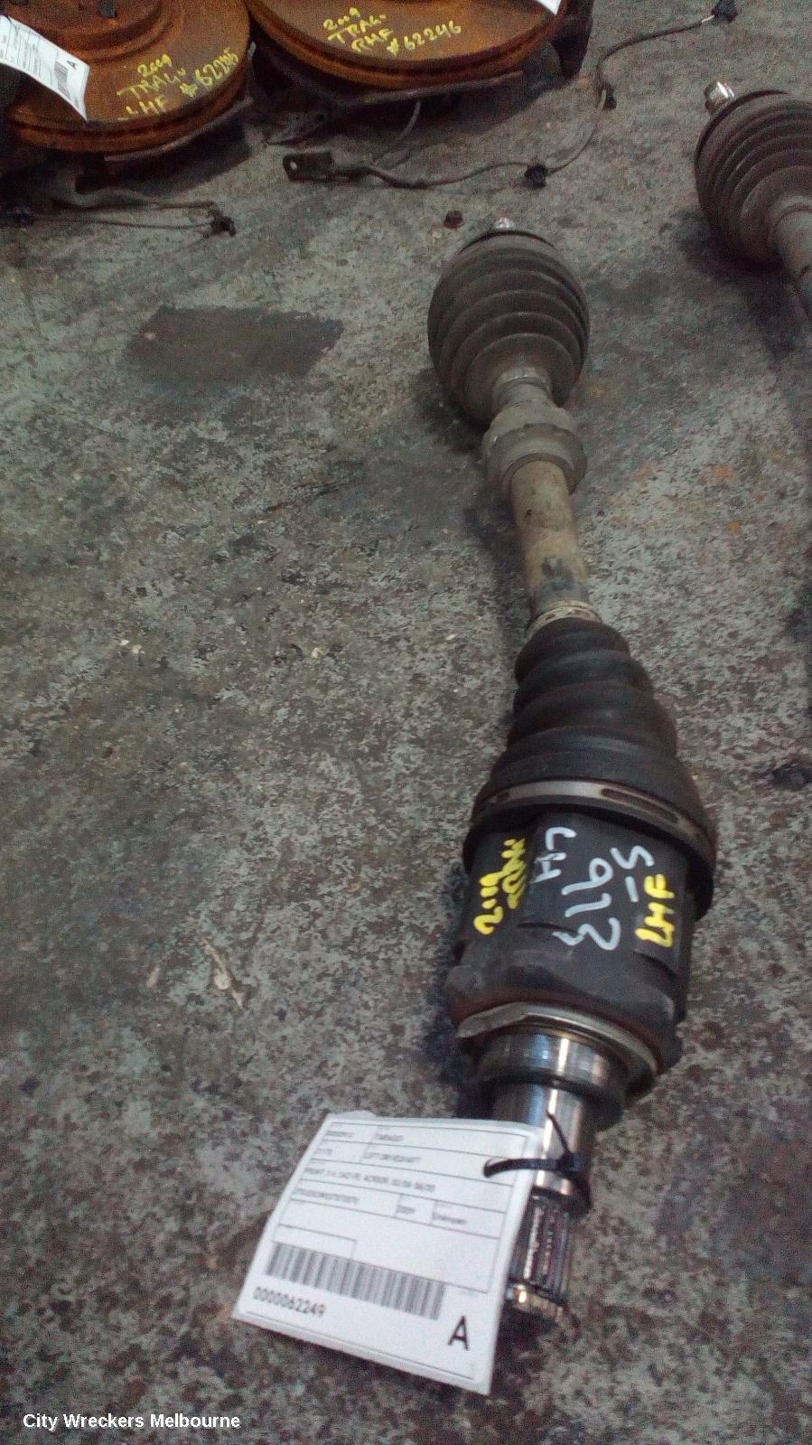 TOYOTA TARAGO 2009 Left Driveshaft