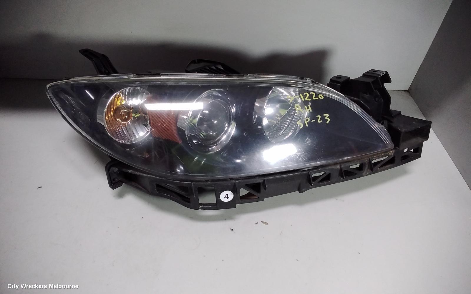 MAZDA 3 2007 Right Headlamp