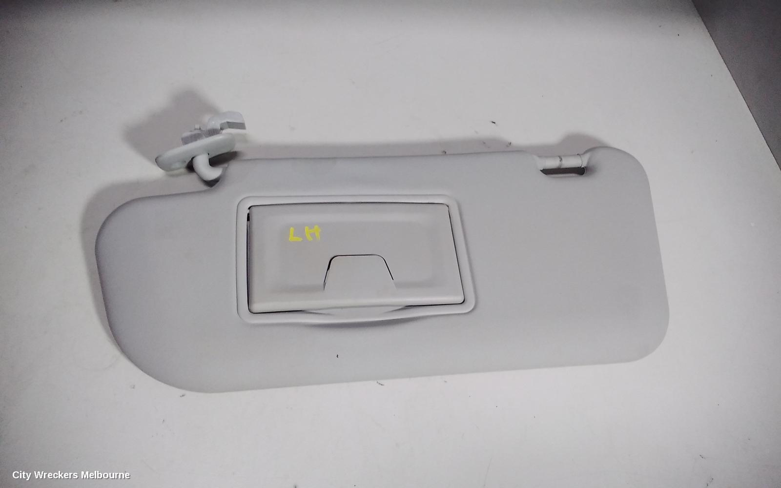 MAZDA 3 2007 Sunvisor