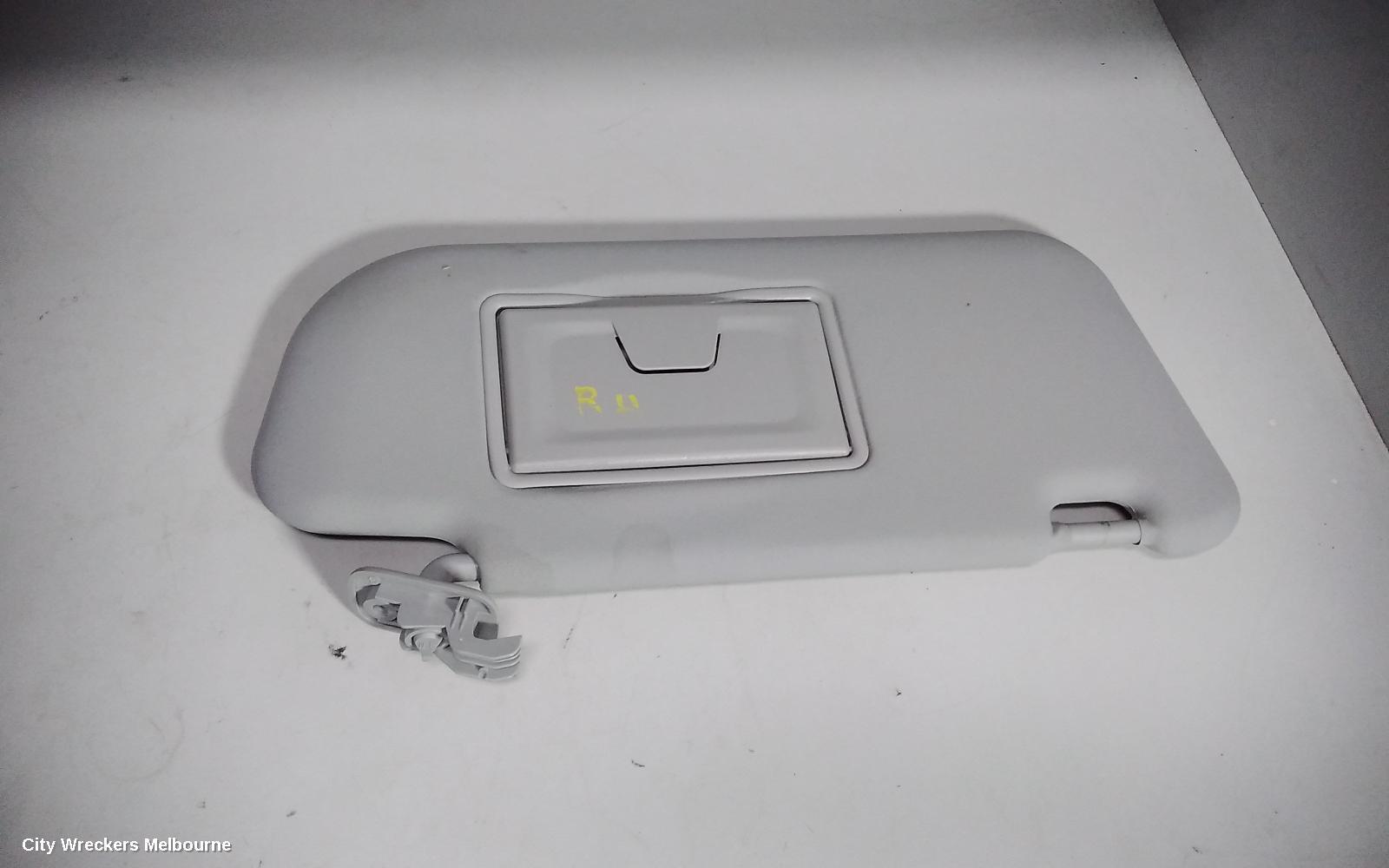 MAZDA 3 2007 Sunvisor