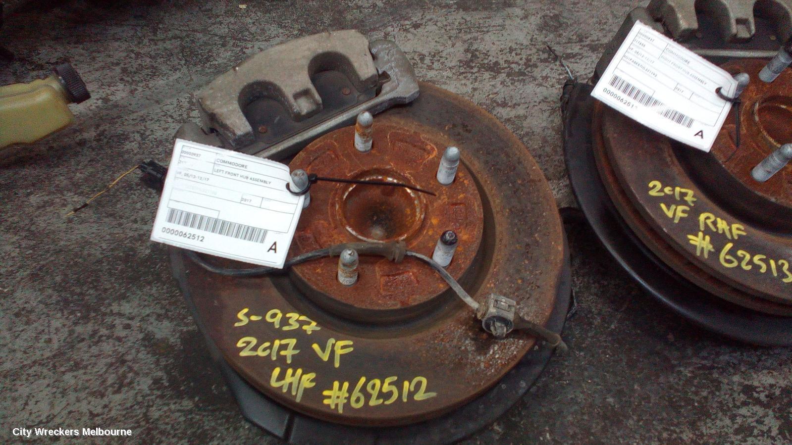 HOLDEN COMMODORE 2017 Left Front Hub Assembly