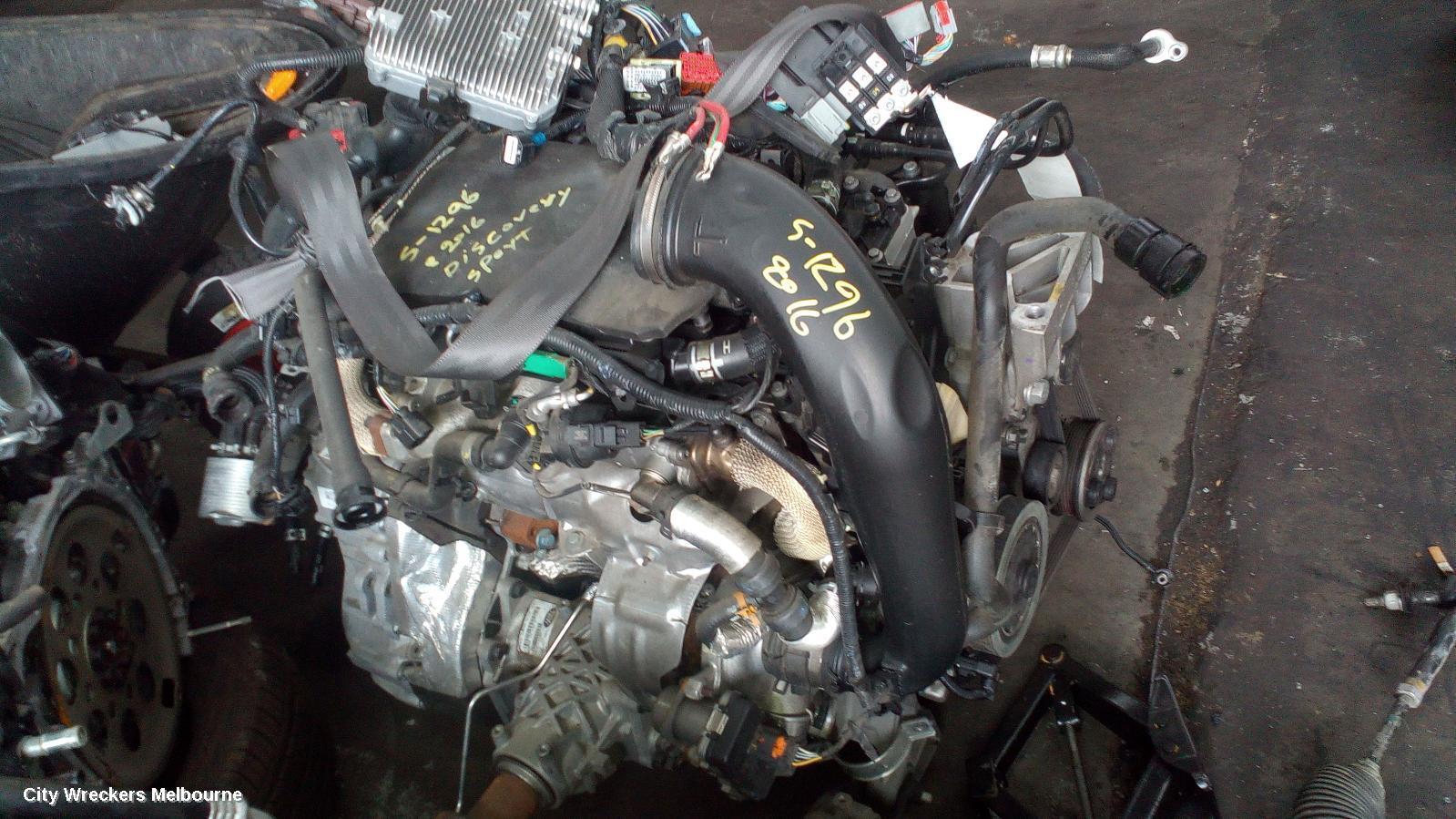 LAND ROVER DISCOVERY SPORT 2016 Engine