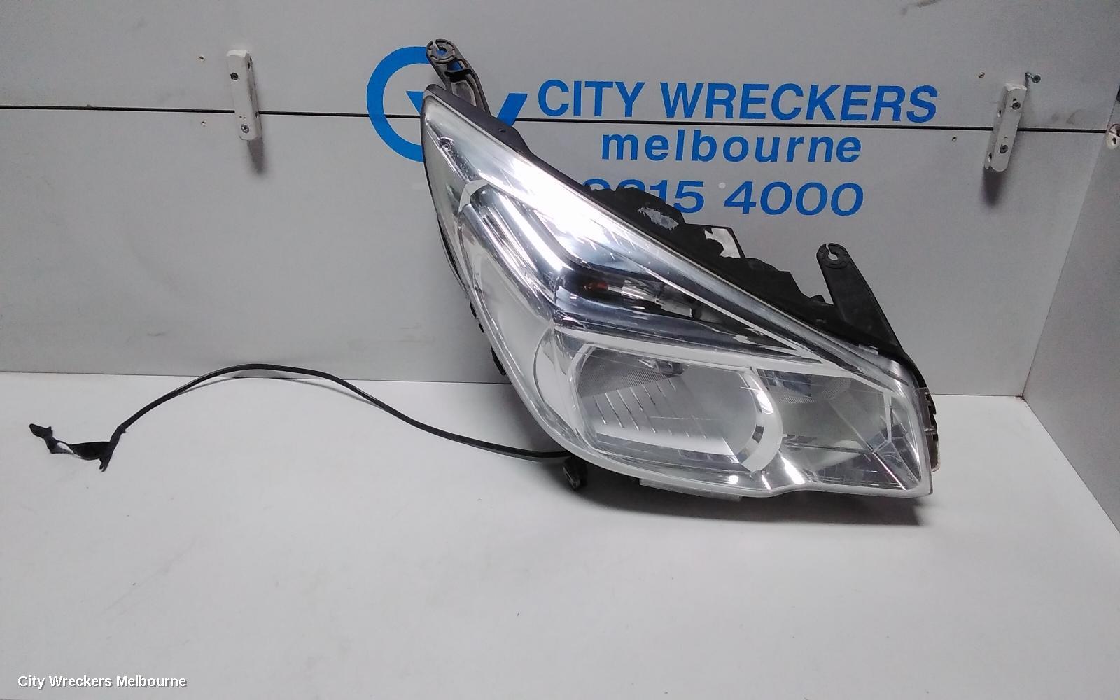 HOLDEN COLORADO 2013 Right Headlamp