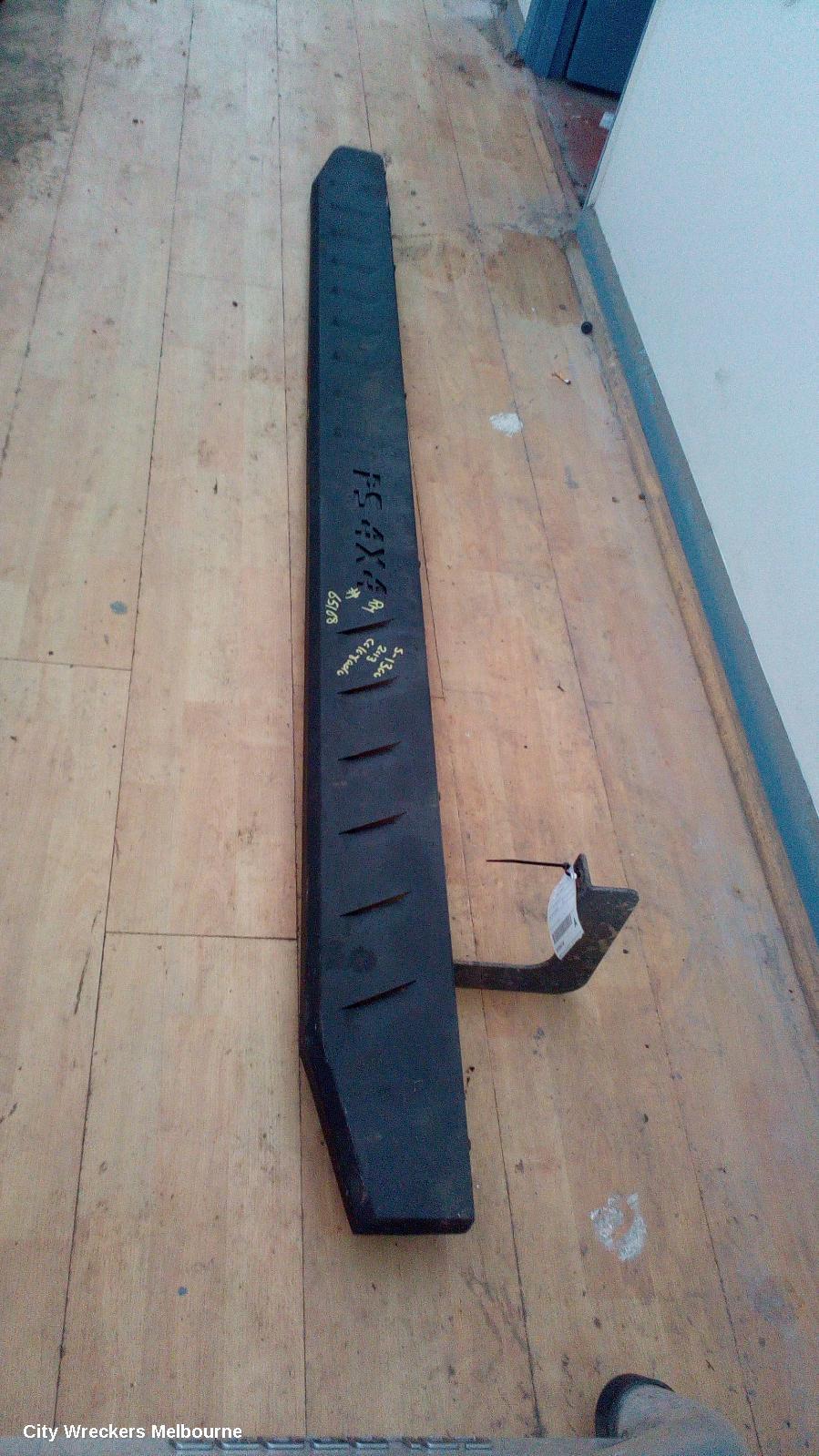 HOLDEN COLORADO 2013 Side Step/Skirt
