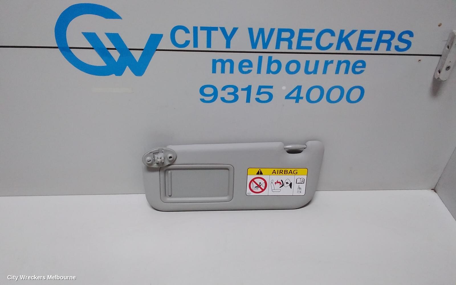 TOYOTA COROLLA 2015 Sunvisor