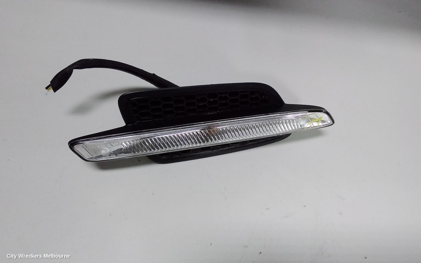 HOLDEN COMMODORE 2011 Left Indicator/Fog/Side