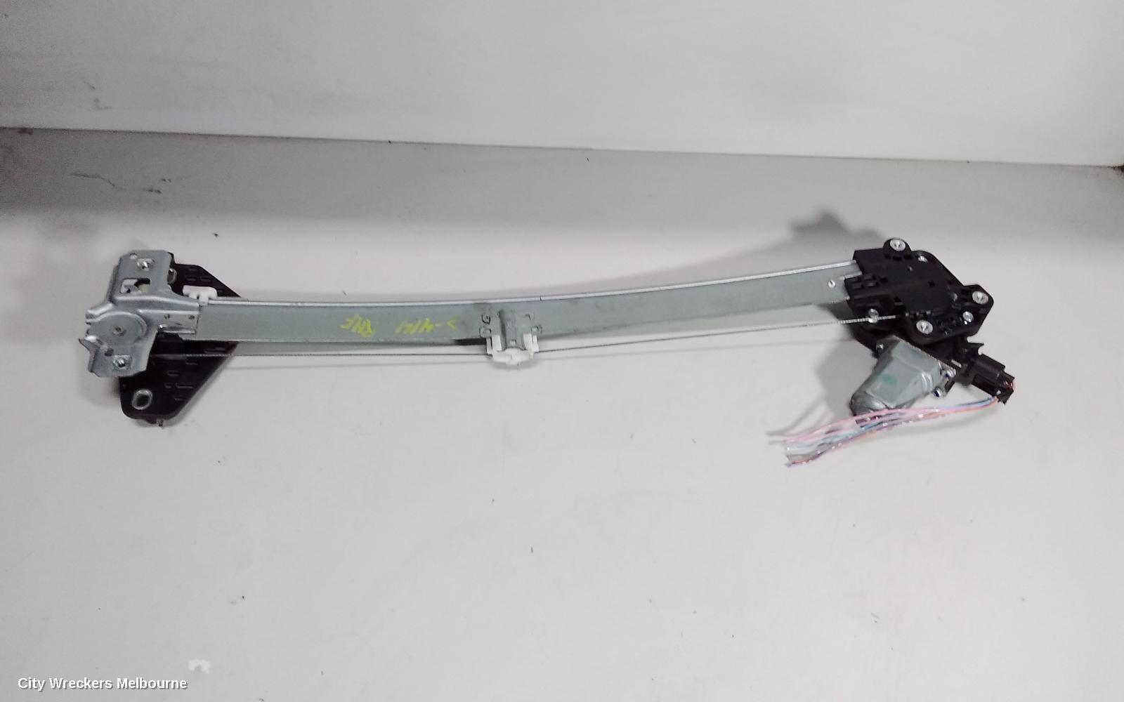 HONDA CRV 2010 Right Front Window Reg/Motor