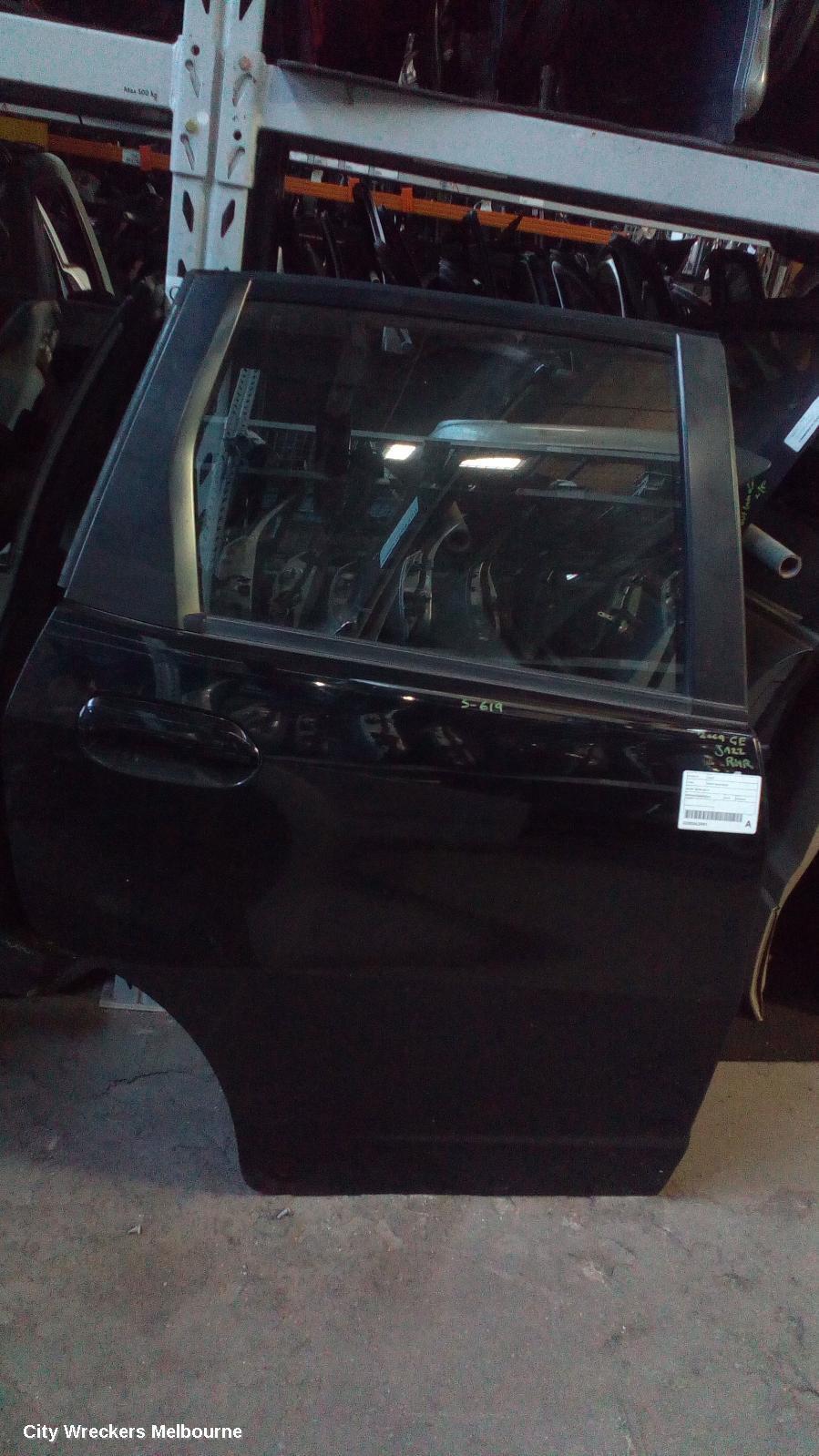 HONDA JAZZ 2010 RIGHT_REAR_DOOR_SLIDING