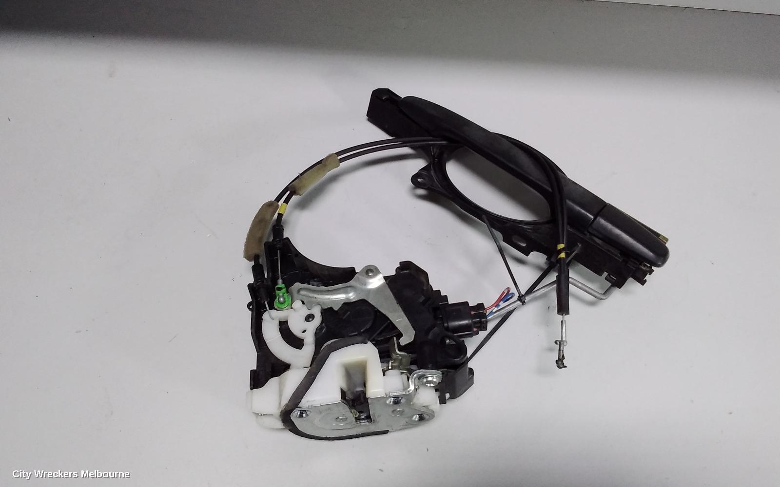 MITSUBISHI OUTLANDER 2006 Door/Boot/Gate Lock
