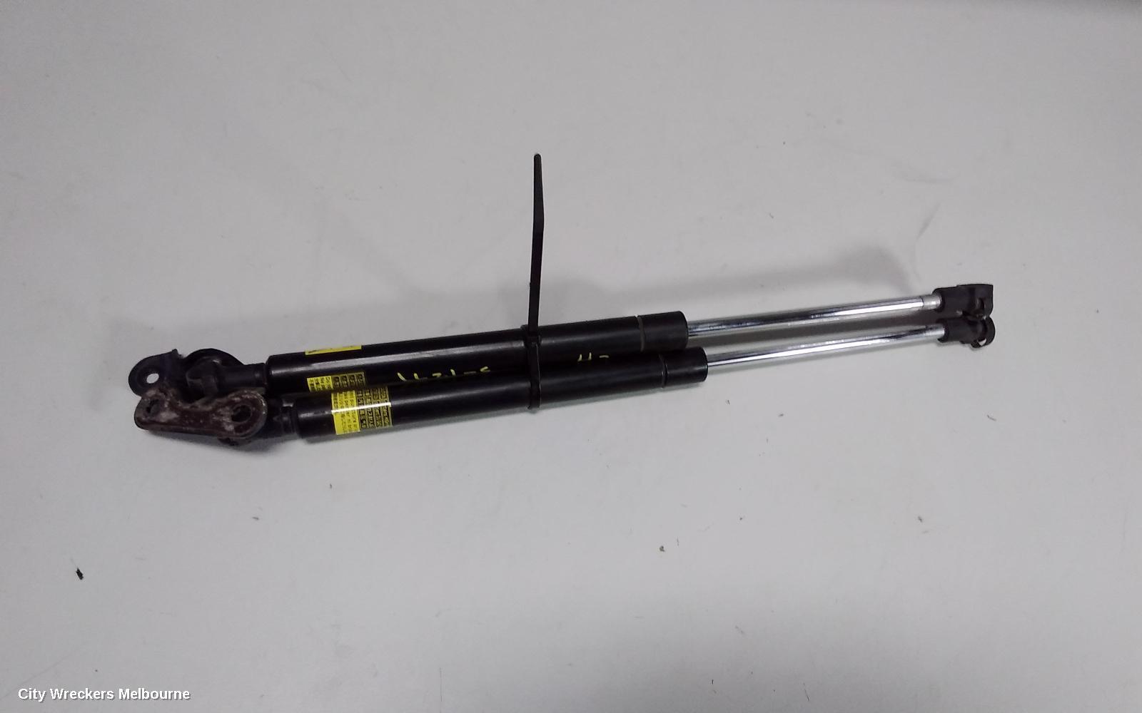 TOYOTA COROLLA 2015 Hatch Strut