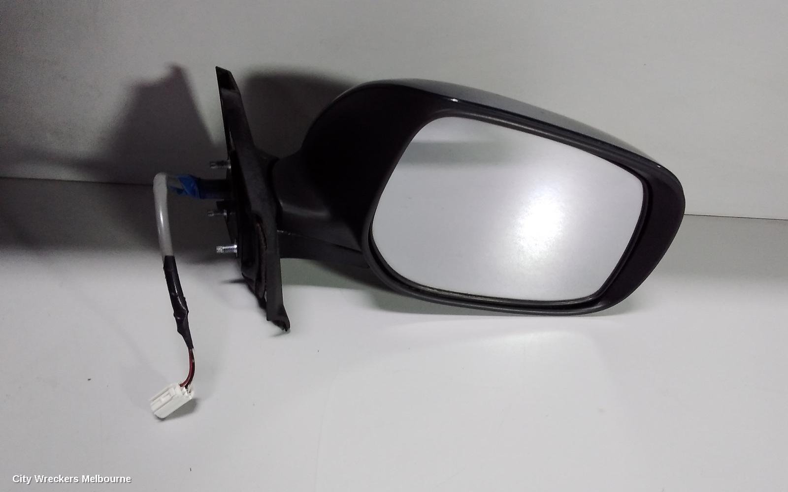 TOYOTA YARIS 2007 Right Door Mirror