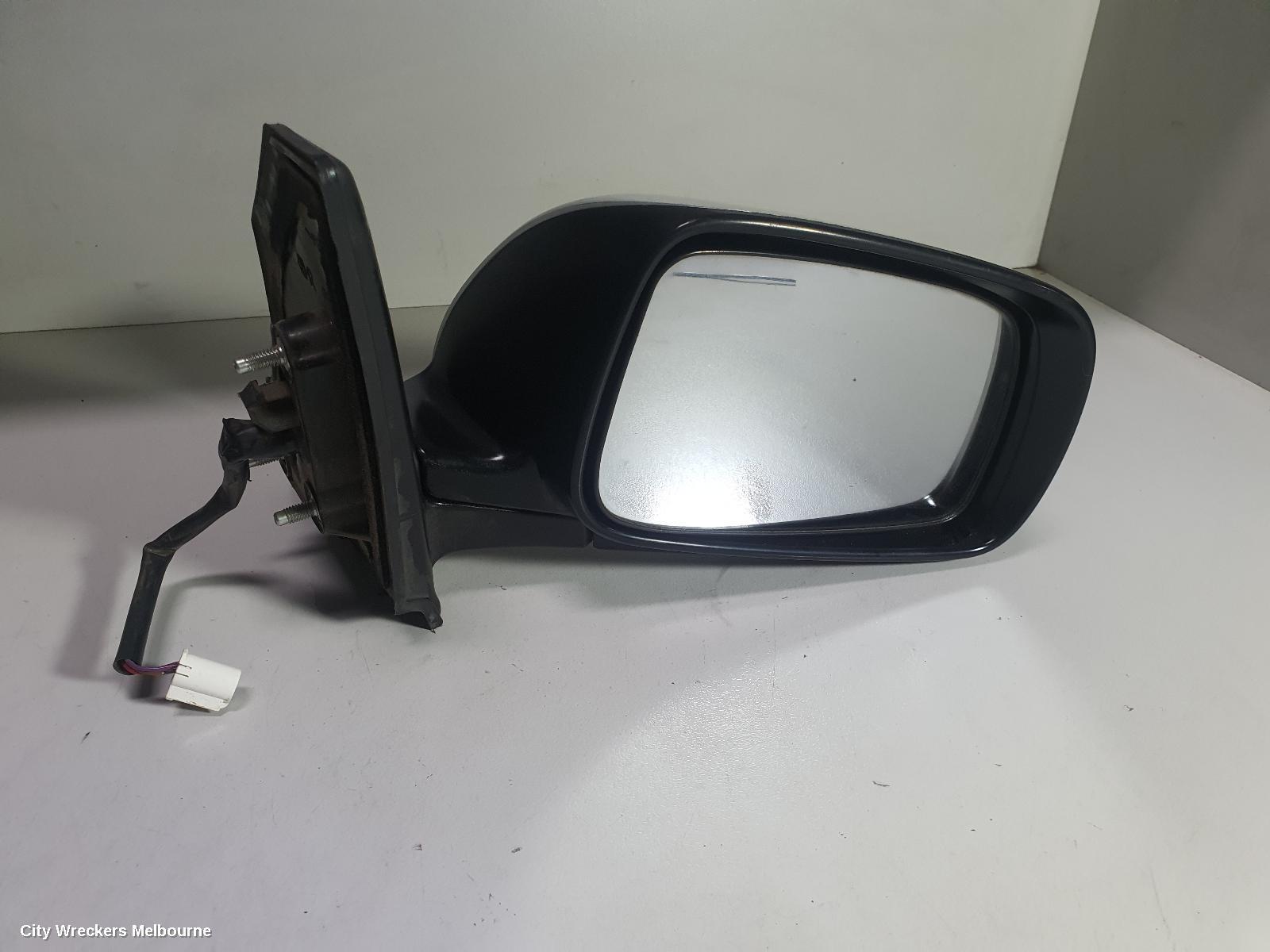 TOYOTA COROLLA 2005 Left Door Mirror