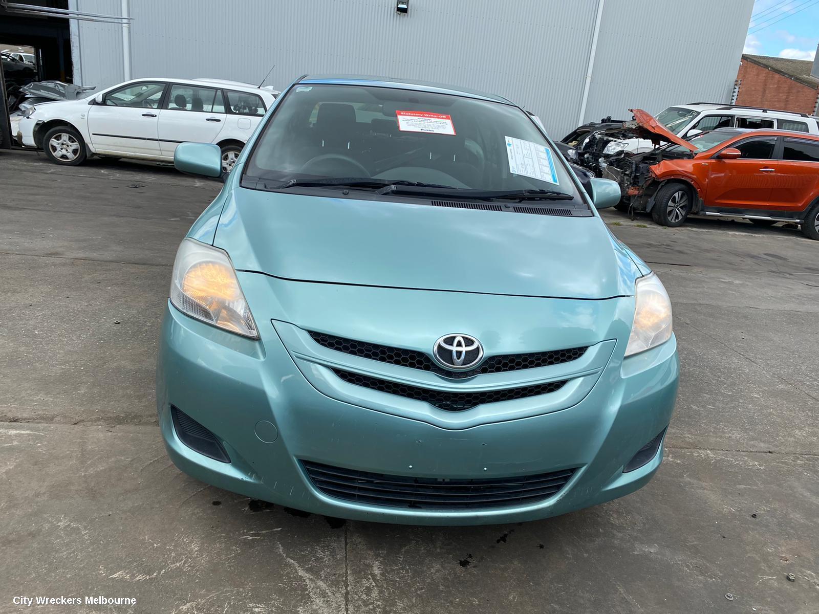 TOYOTA YARIS 2006 Bonnet