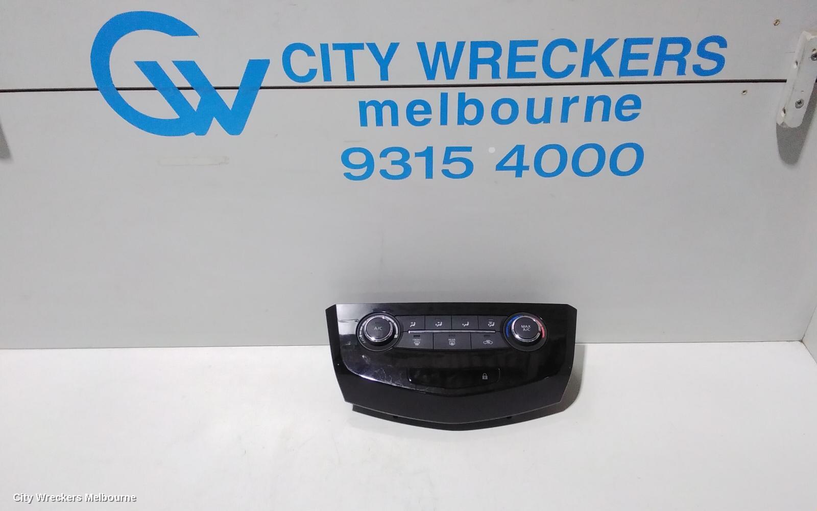 NISSAN QASHQAI 2015 Heater/Ac Controls