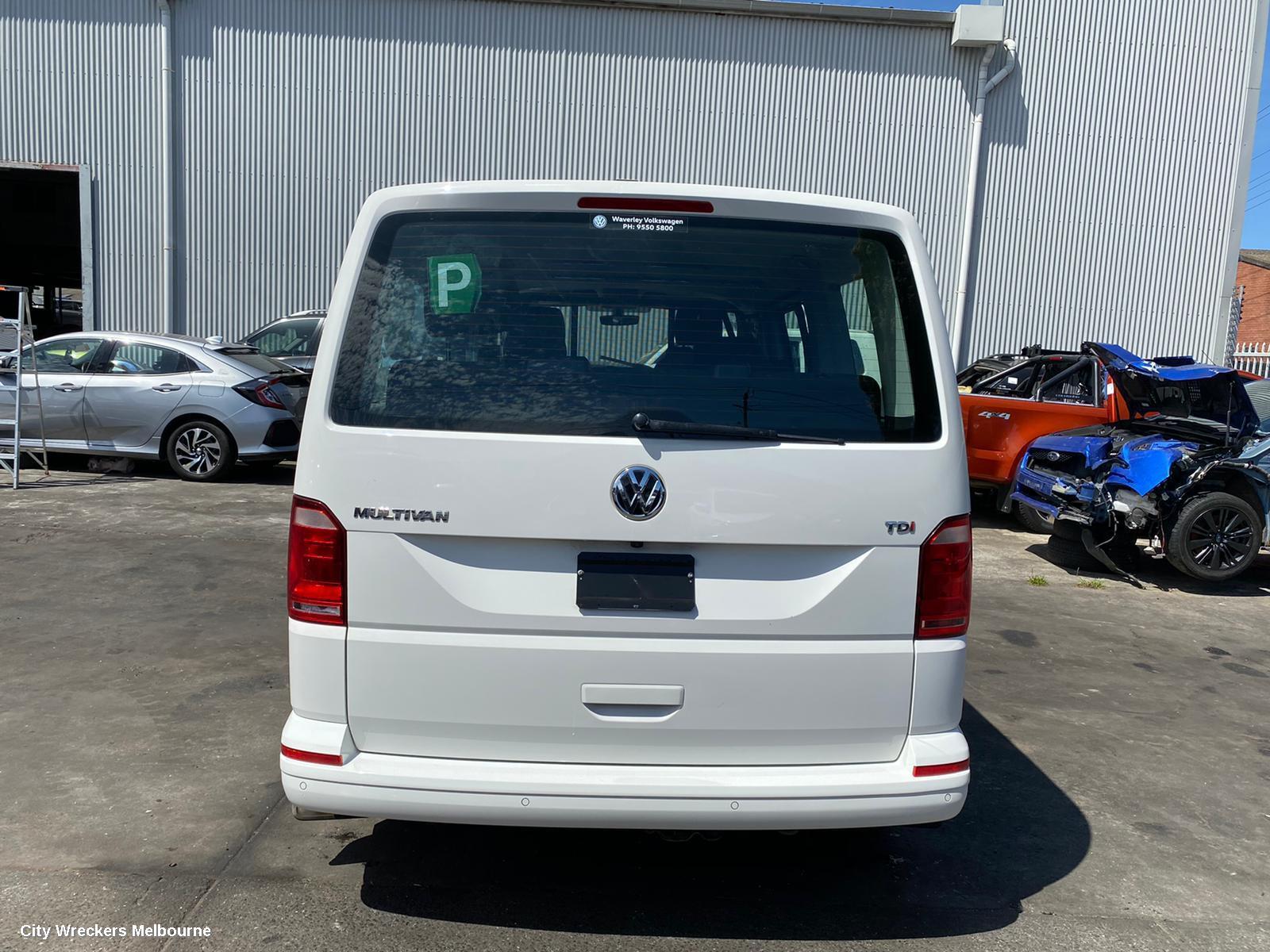 VOLKSWAGEN TRANSPORTER 2017 Cargo Barrier