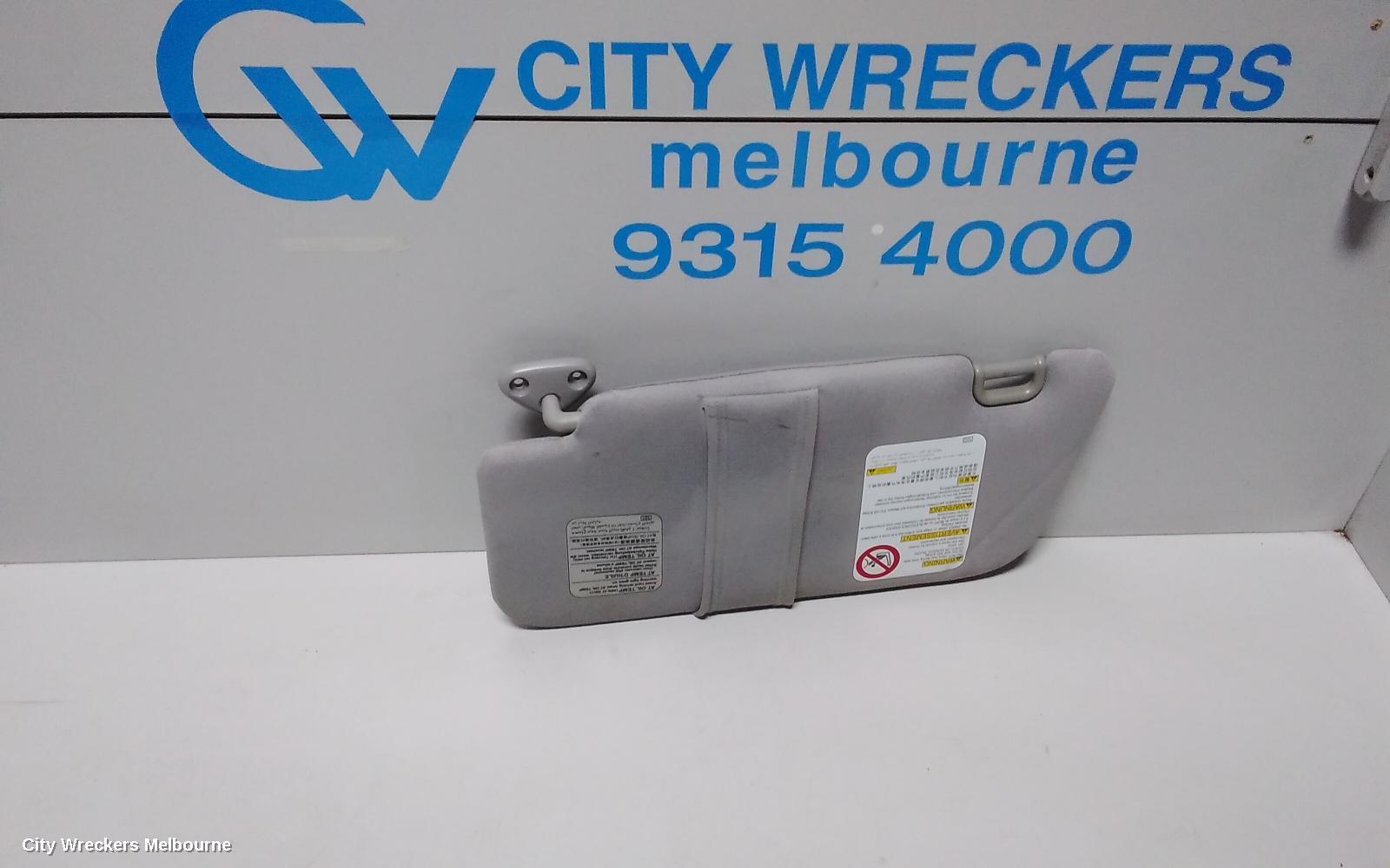 SUBARU FORESTER 2006 Sunvisor