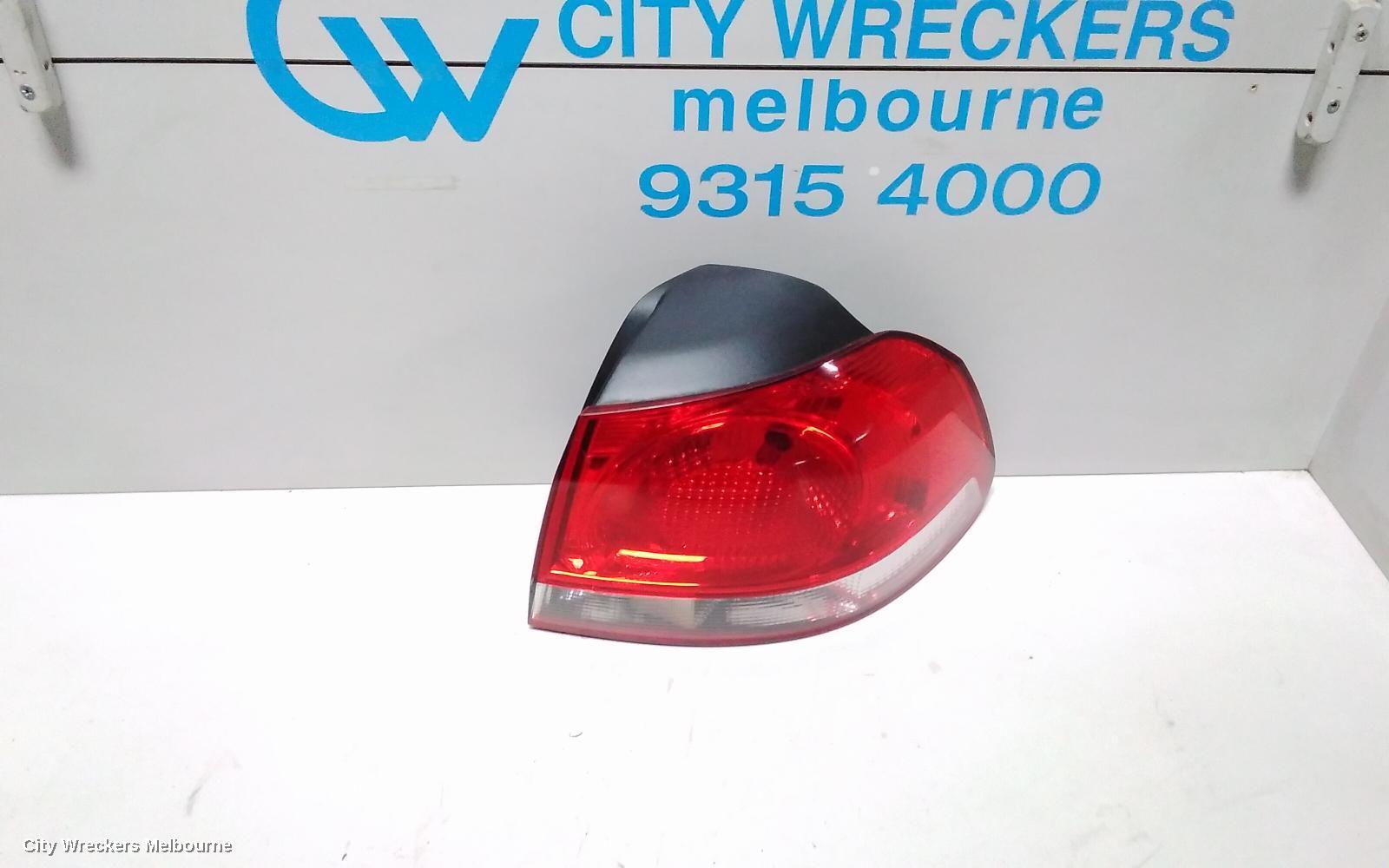 VOLKSWAGEN GOLF 2009 Right Taillight