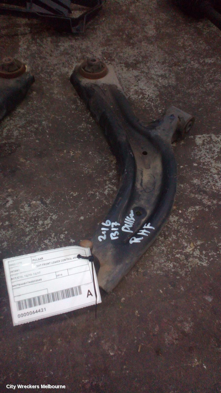 NISSAN PULSAR 2016 Right Front Lower Control Arm