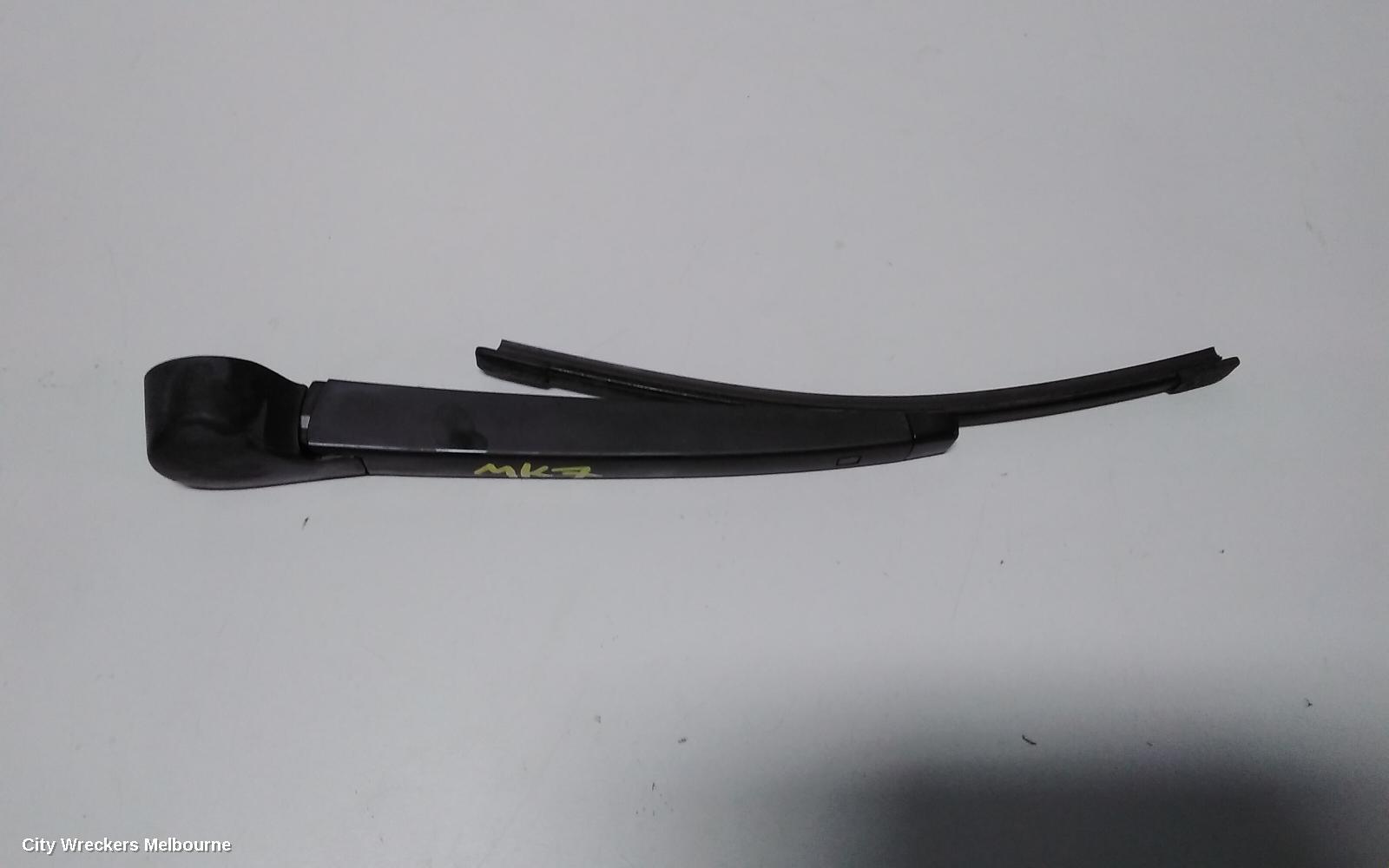 VOLKSWAGEN GOLF 2014 Wiper Arm