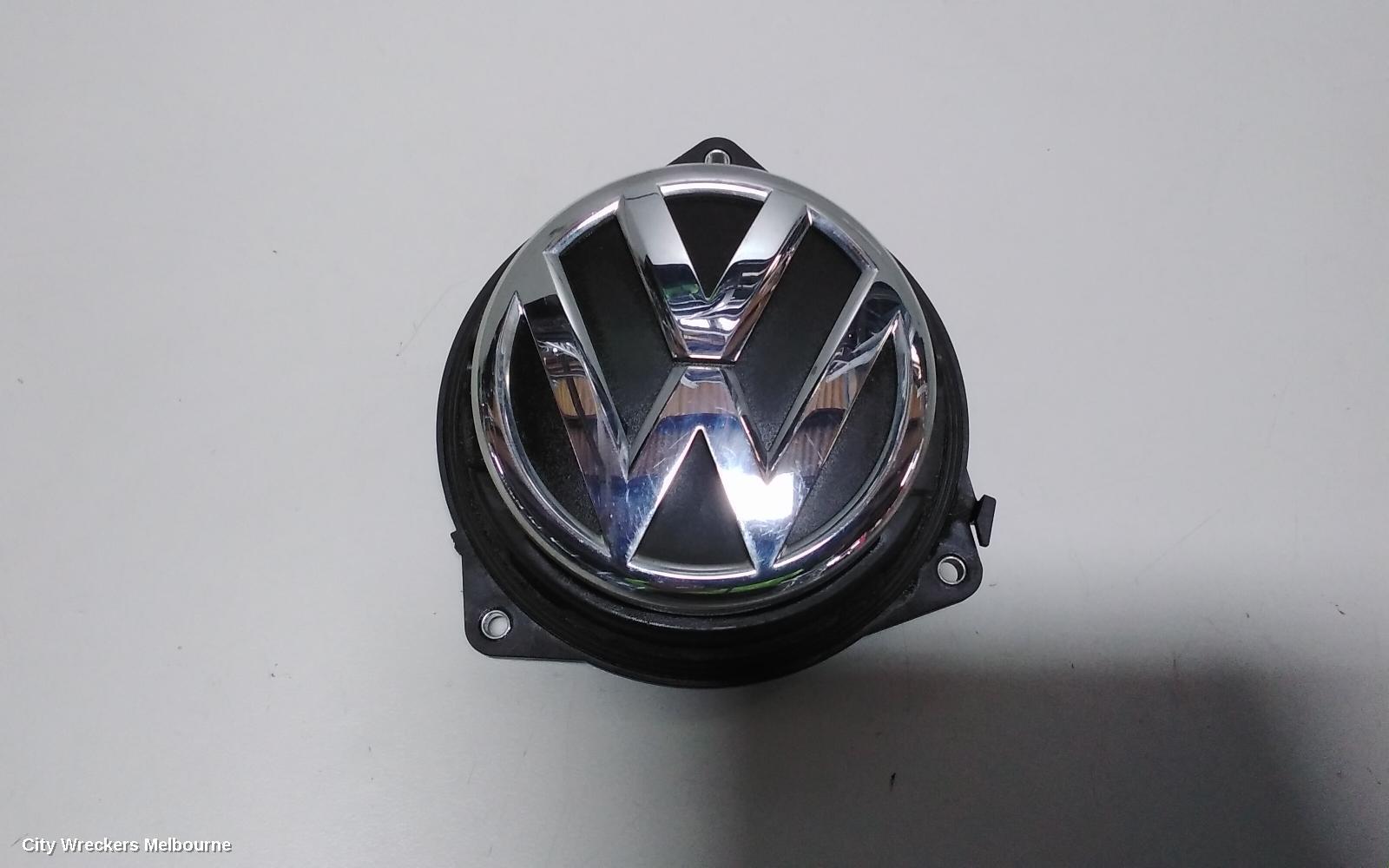 VOLKSWAGEN GOLF 2012 Tailgate Handle
