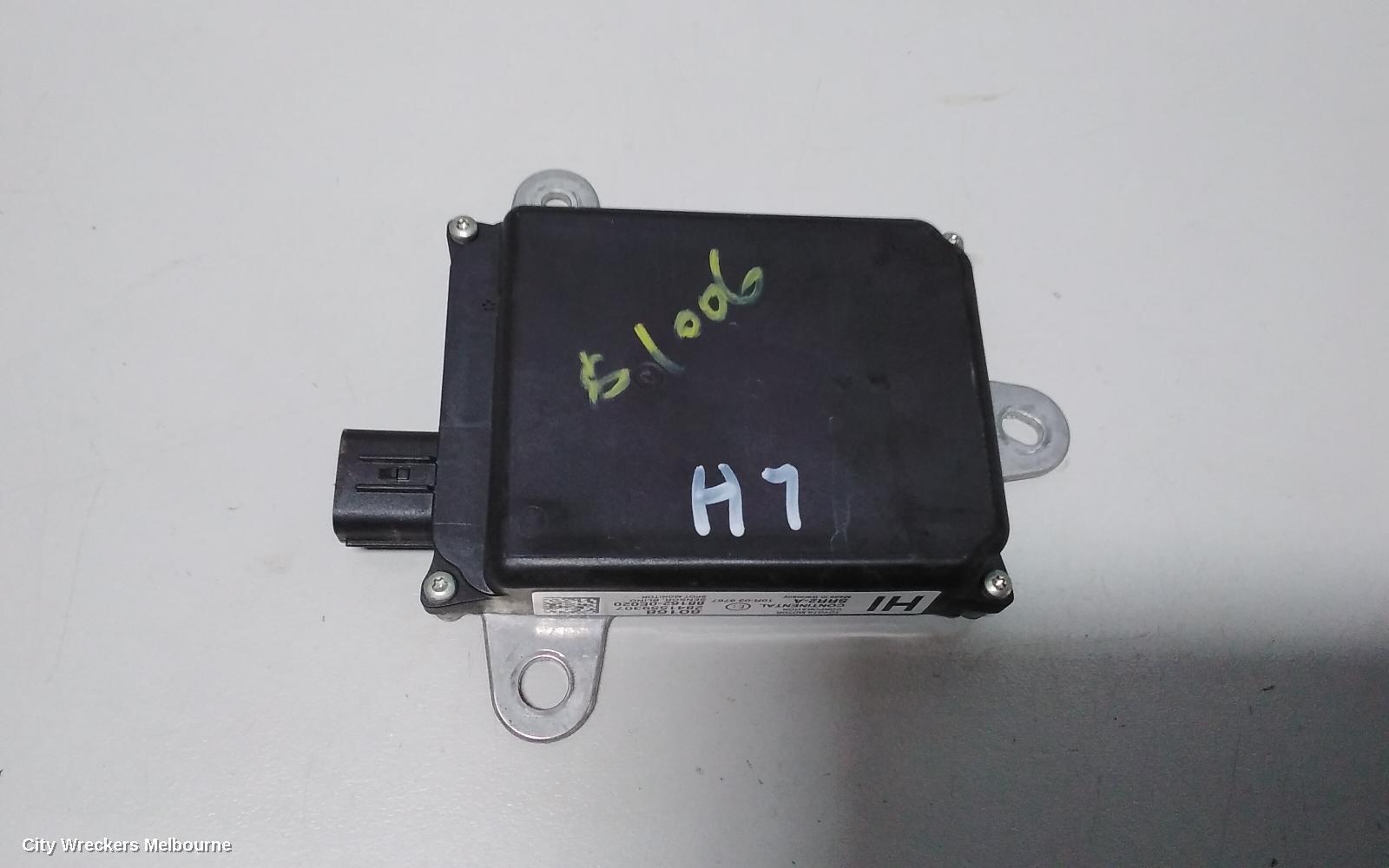 TOYOTA KLUGER 2015 Misc Switch/Relay