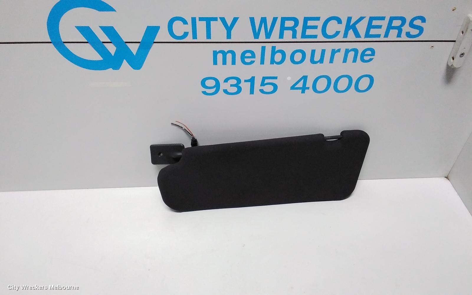 HOLDEN COMMODORE 2006 Sunvisor