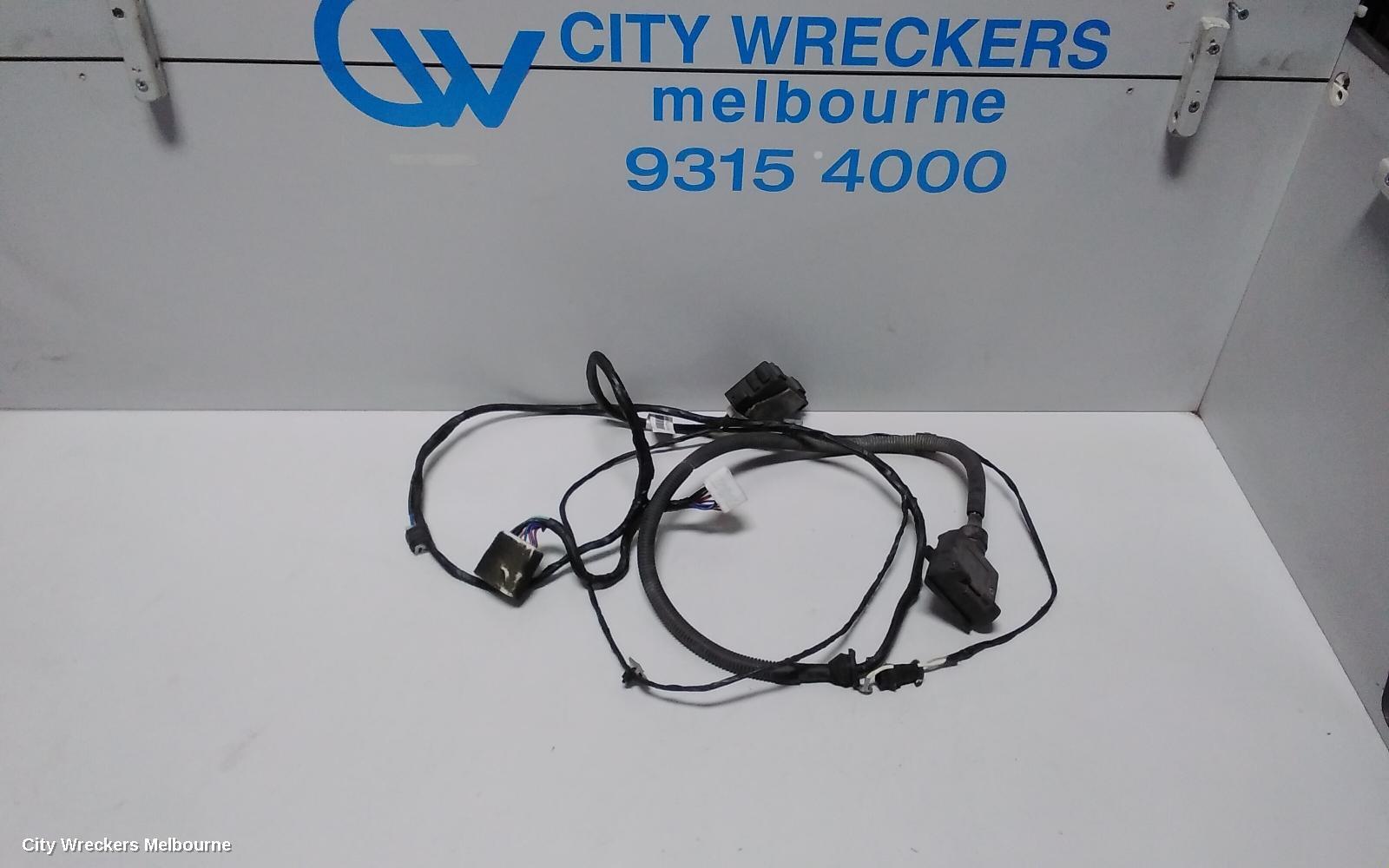 HOLDEN COMMODORE 2012 Towbar