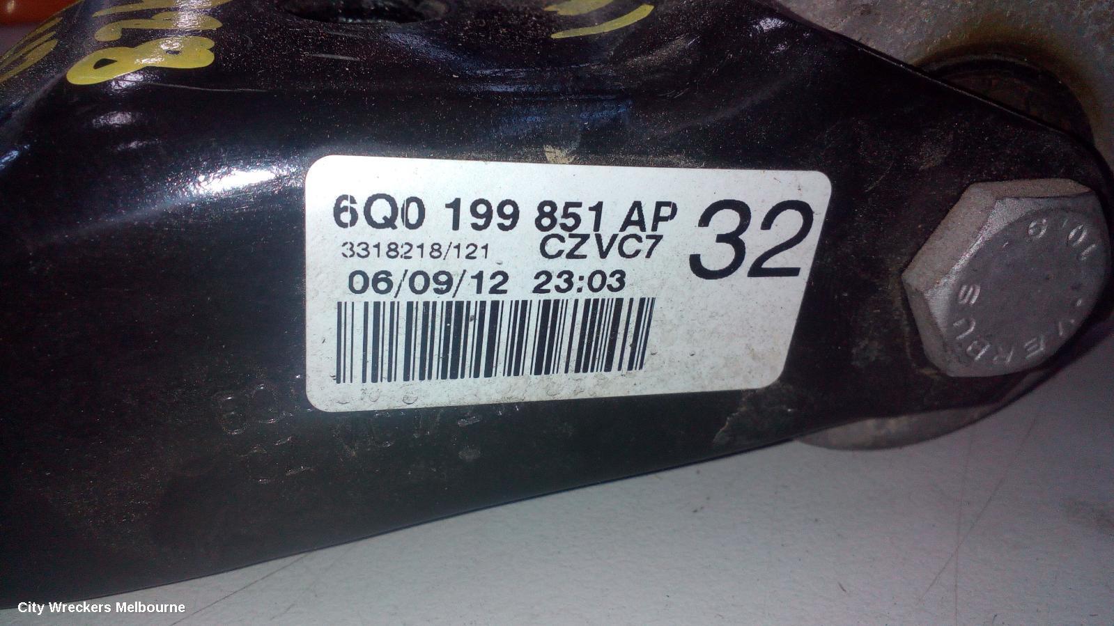 AUDI A1 2013 Mount