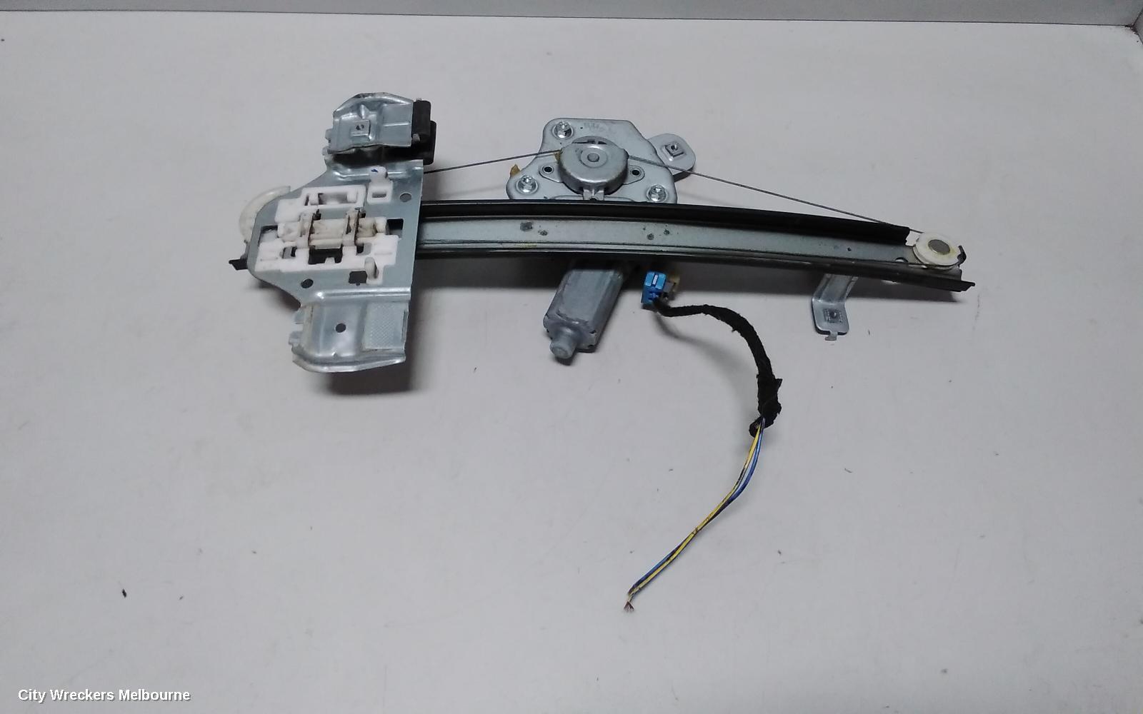 HOLDEN COMMODORE 2014 Left Rear Wnd Reg/Motor