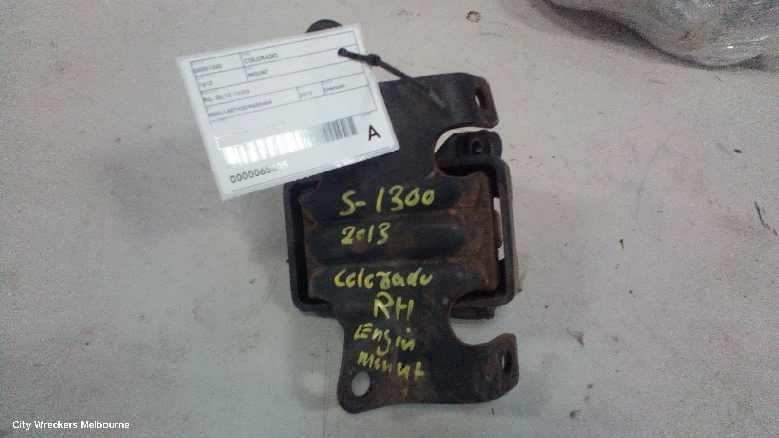 HOLDEN COLORADO 2013 Mount