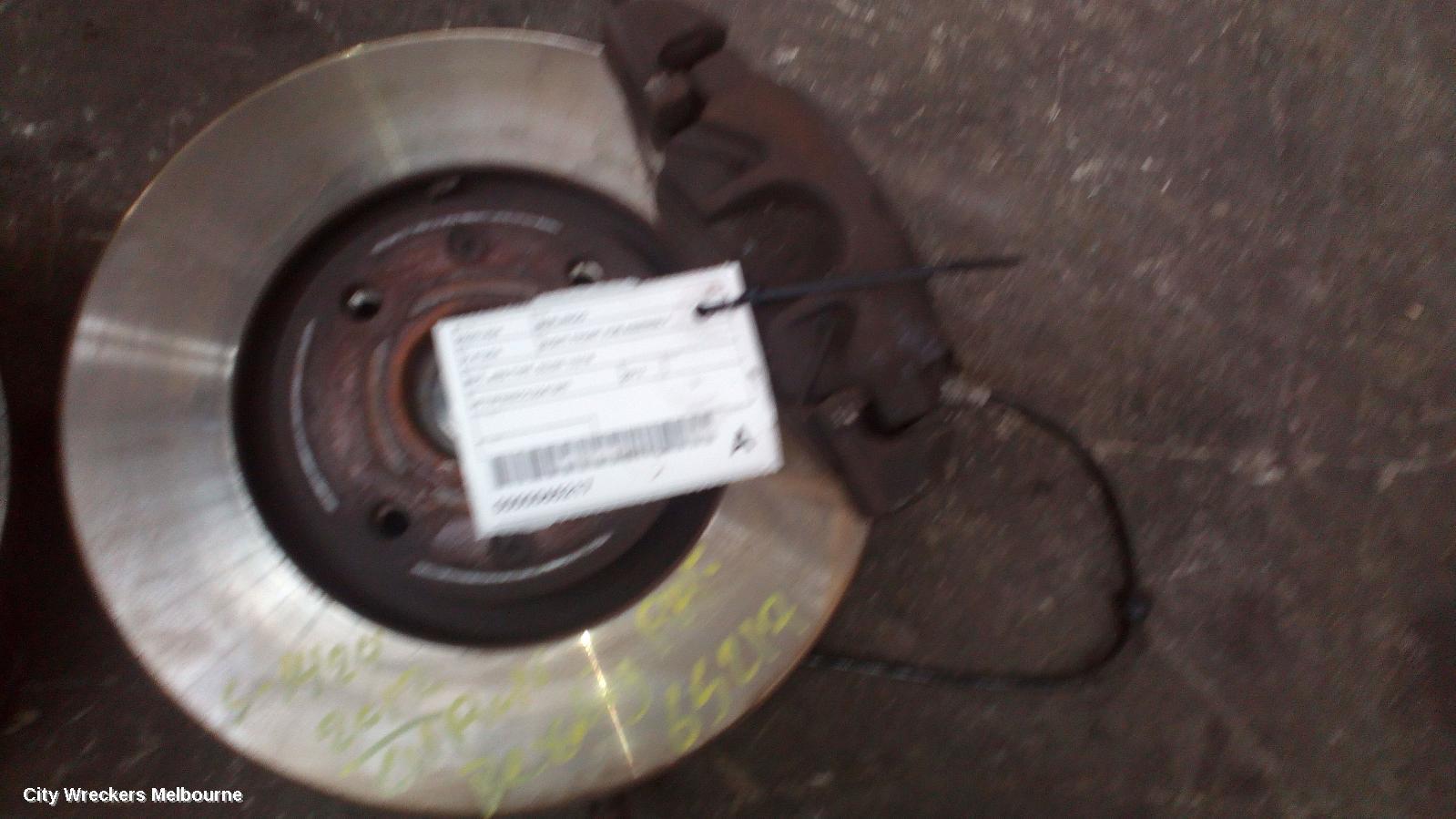 CITROEN BERLINGO 2012 Right Front Hub Assembly