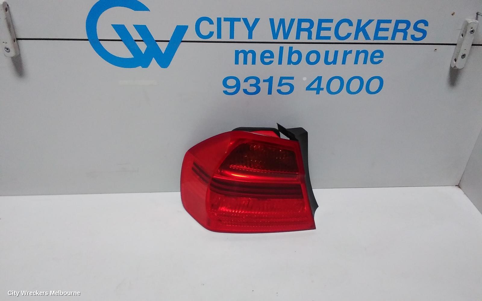 BMW 3 SERIES 2005 Left Taillight