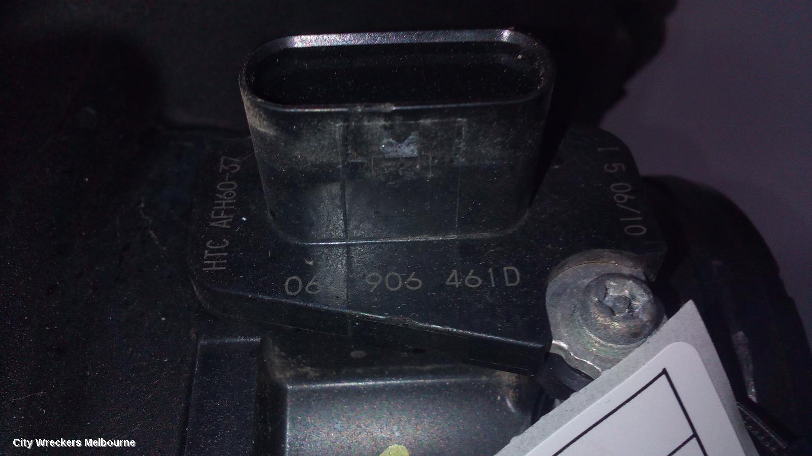 AUDI A4 2010 Air Flow Meter